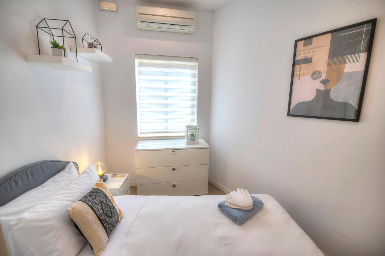 Spacious 4 Bedrooms With Sea View Balcony Goslm-3 Sliema Buitenkant foto