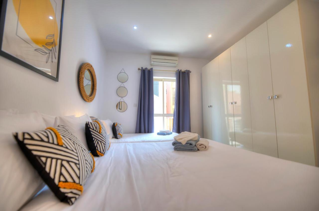 Spacious 4 Bedrooms With Sea View Balcony Goslm-3 Sliema Buitenkant foto